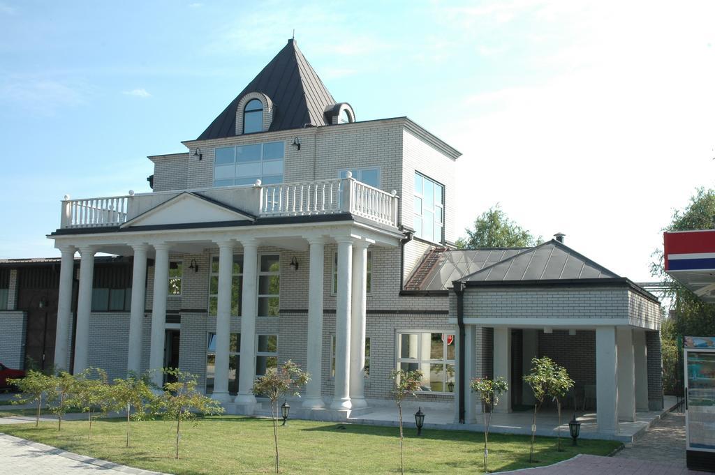 Vila Lux Milikic Kraljevo Exterior foto
