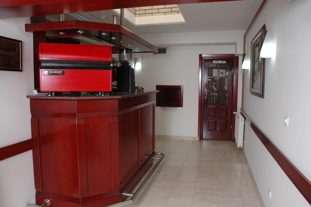 Vila Lux Milikic Kraljevo Exterior foto