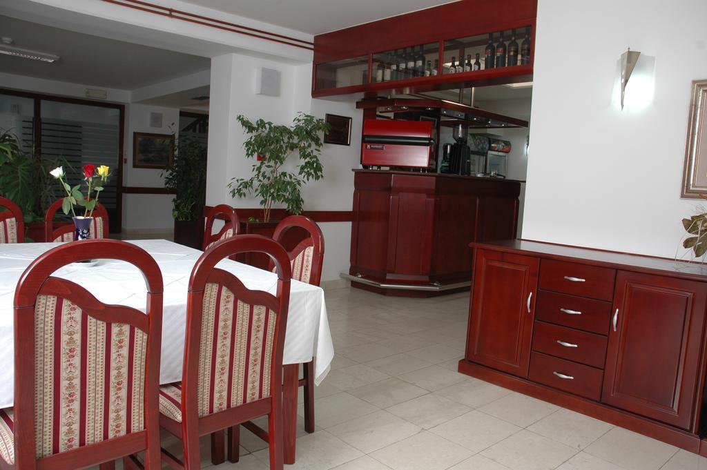Vila Lux Milikic Kraljevo Exterior foto