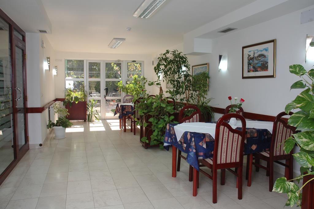 Vila Lux Milikic Kraljevo Exterior foto