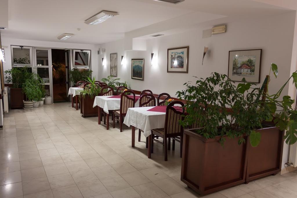 Vila Lux Milikic Kraljevo Exterior foto